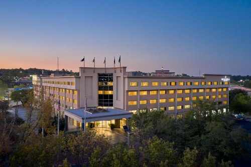 Delta Hotels by Marriott Little Rock West image 23